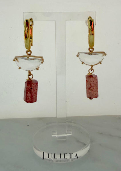 Aretes de gancho con dije de cristal y cuarzo cherry