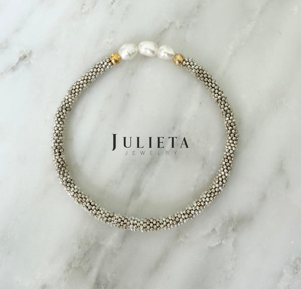 Pulsera de pewter delgado con perlas naturales