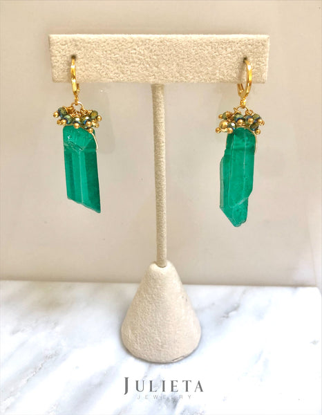 Aretes de piedra natural - verde esmeralda
